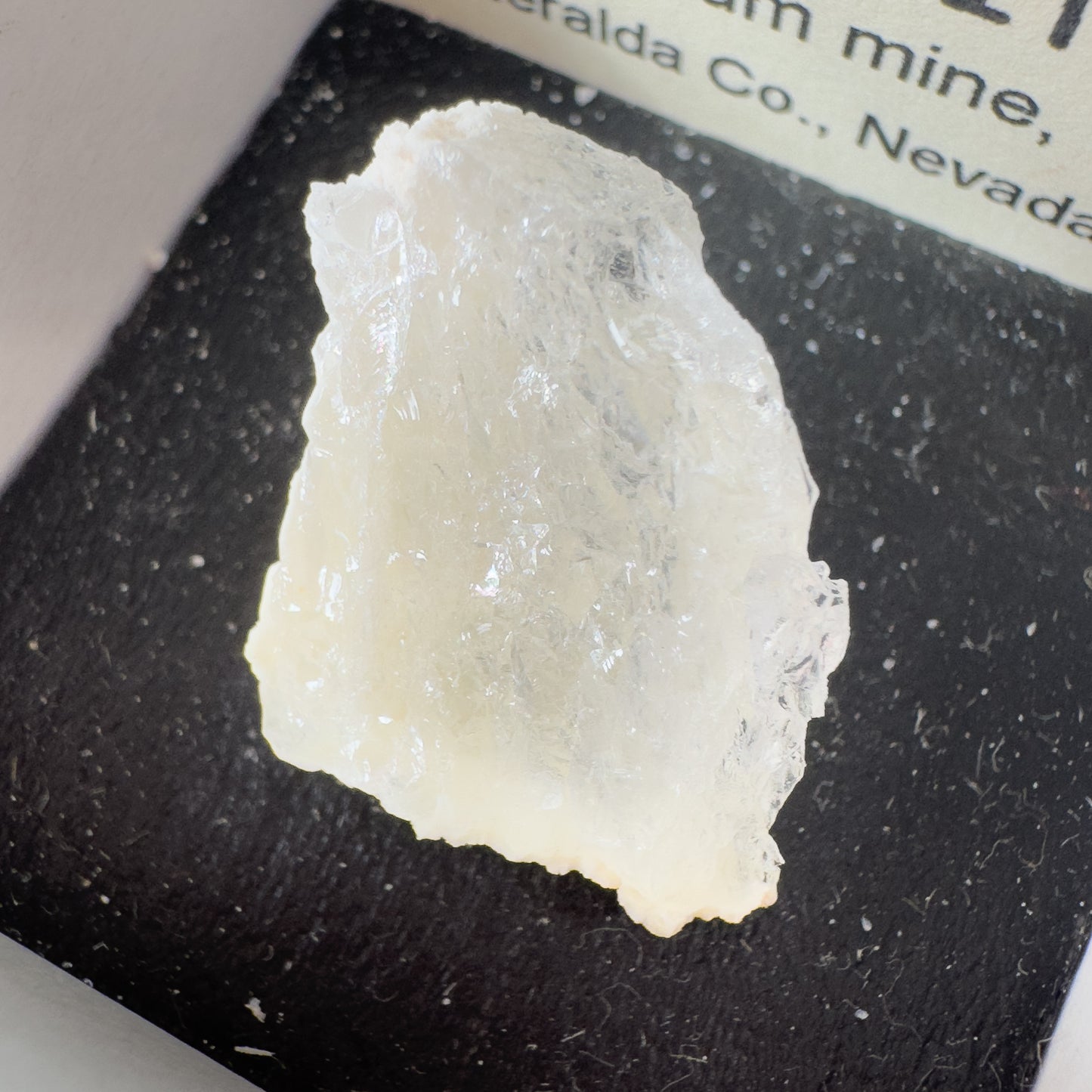 Kalinite (Alum mine, Esmeralda Co., Nevada, USA) 20416