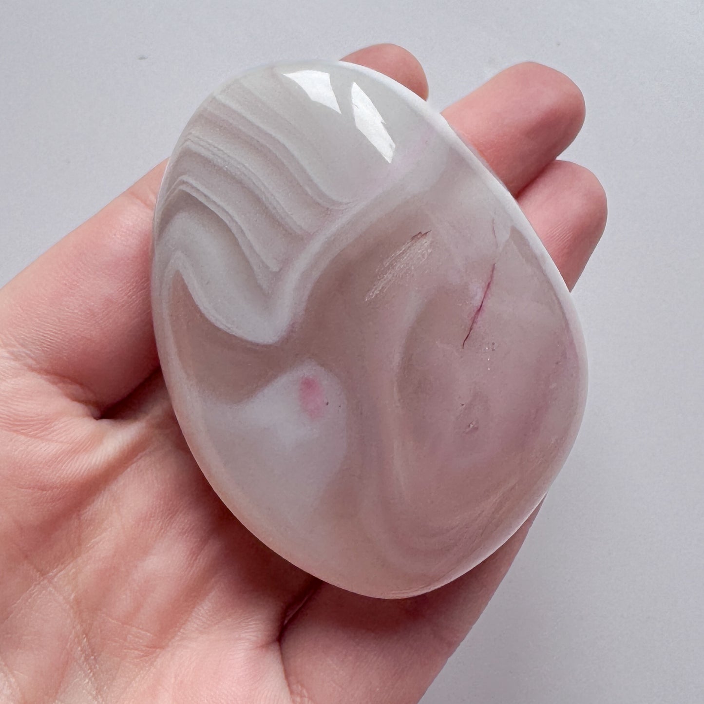 Dyed Pink Agate Palmstone 3