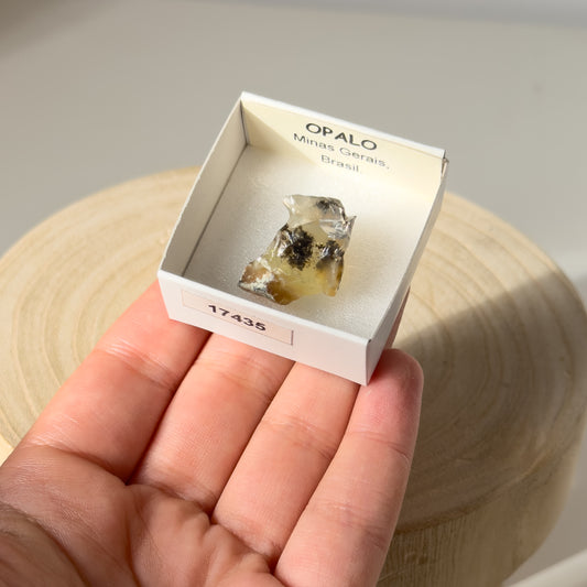 Opal (Minas Gerais, Brasil) 17435