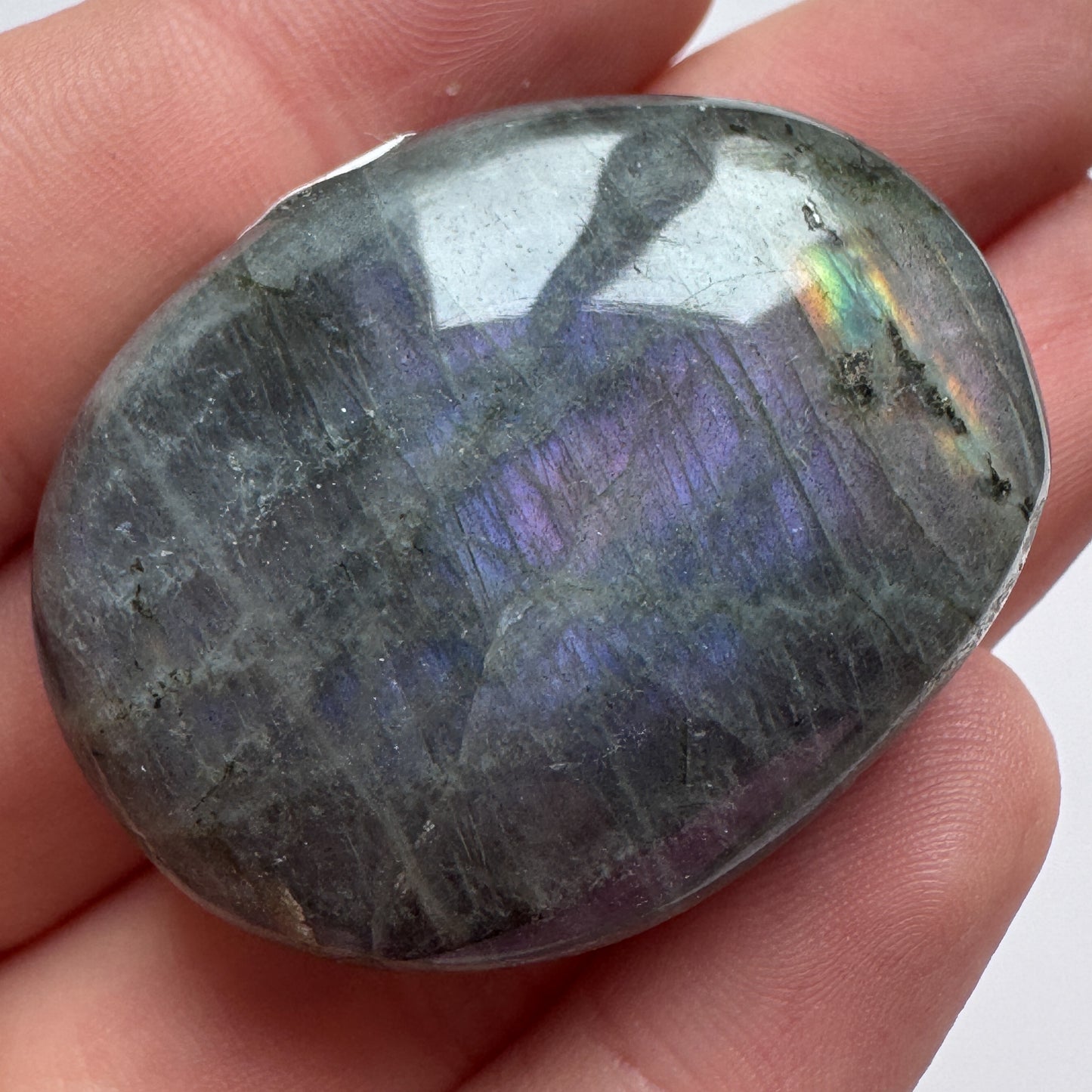 Labradorite Palmstone 26 Purple Pink Orange Flash